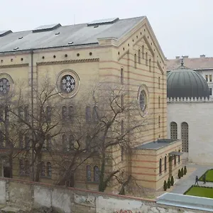  Konukevi Synagogue View