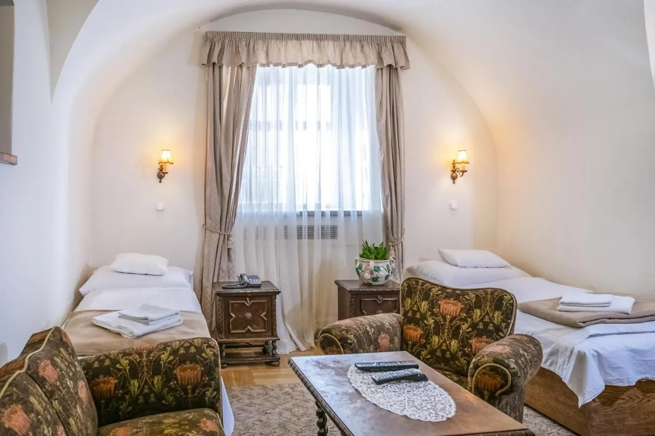 Bed & Breakfast Academy Pension Budapest Hungary