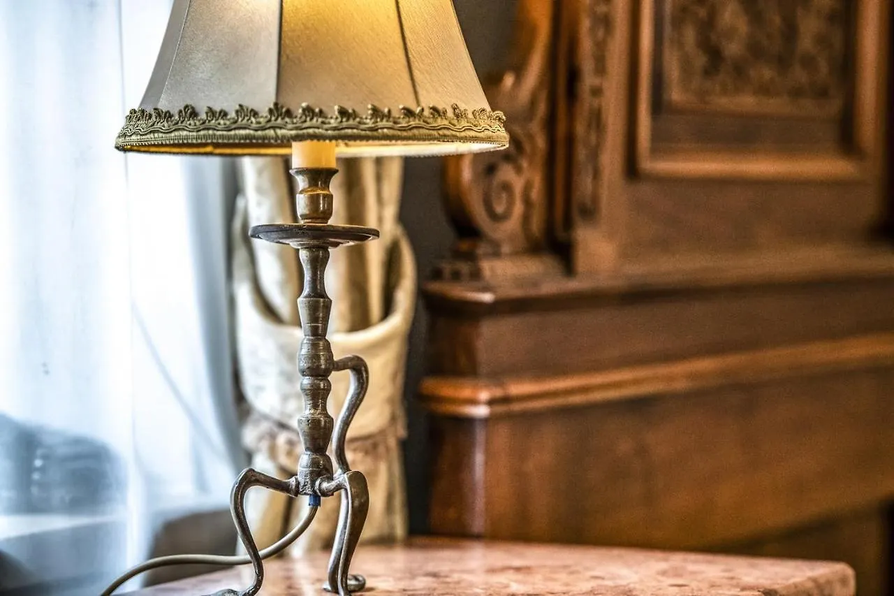 Academy Pension Budapest Bed & Breakfast
