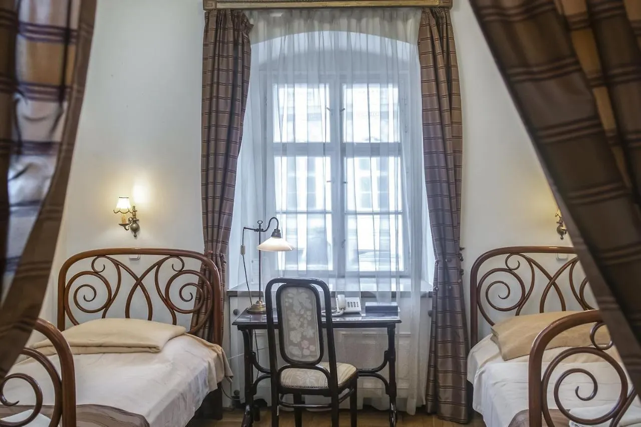 Bed & Breakfast Academy Pension Budapest Hungary